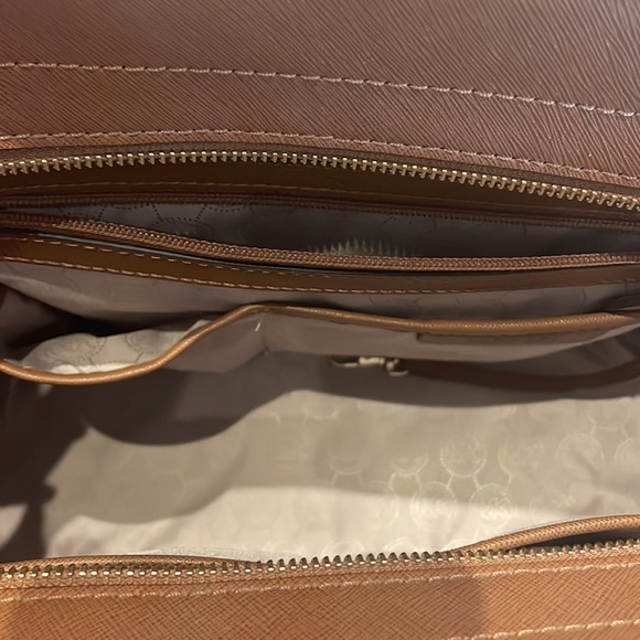 MICHAEL KORS Leather Satchel - Picture 3 of 6